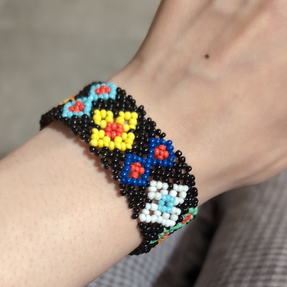 Vintage Multicolor Beaded Bracelet